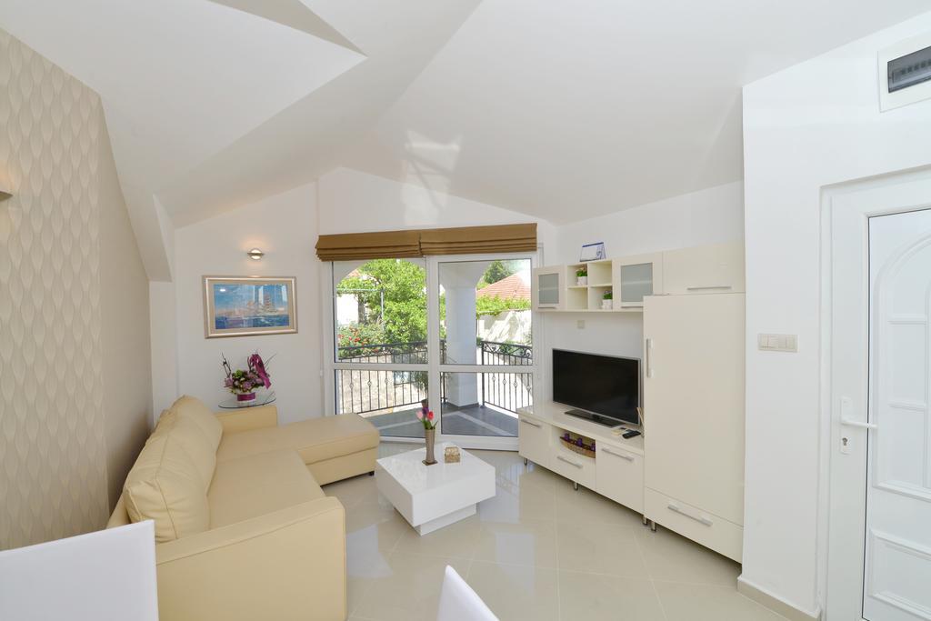 Sunshine Of Montenegro - Family Oasis Kotor Exterior foto